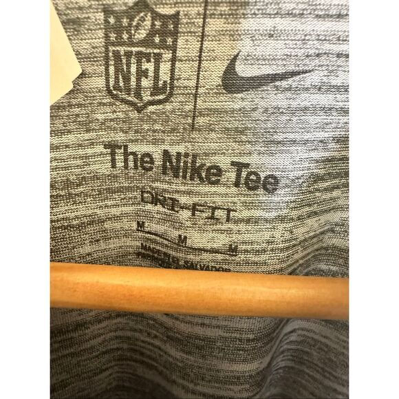 Nike Dri Fit New England Patriots Game Day Velocity Shirt Size Medium - Picture 3 of 4